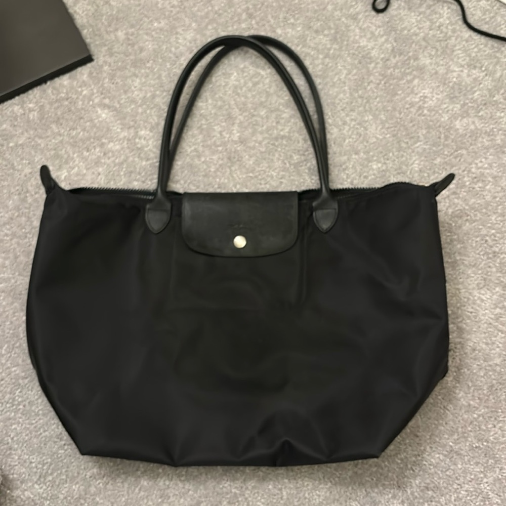 LONGCHAMP